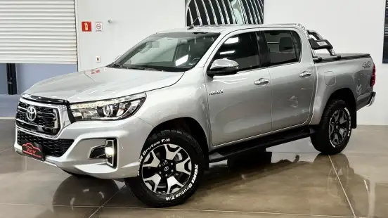 TOYOTA-HILUX-2.8 SRX 4X4 CD 16V DIESEL 4P AUTOMÁTICO TOYOTA-HILUX-2019