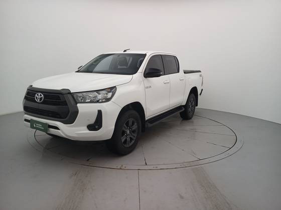 TOYOTA HILUX 2.8 D-4D TURBO DIESEL CD SR 4X4 AUTOMÁTICO