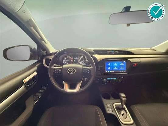 TOYOTA-HILUX-2.8 D-4D TURBO DIESEL CD SR 4X4 AUTOMÁTICO TOYOTA-HILUX-2025