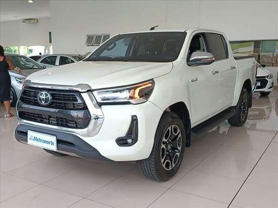 TOYOTA-HILUX-2.8 D-4D TURBO DIESEL CD SRX 4X4 AUTOMÁTICO TOYOTA-HILUX-2021