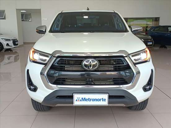 TOYOTA-HILUX-2.8 D-4D TURBO DIESEL CD SRX 4X4 AUTOMÁTICO TOYOTA-HILUX-2021
