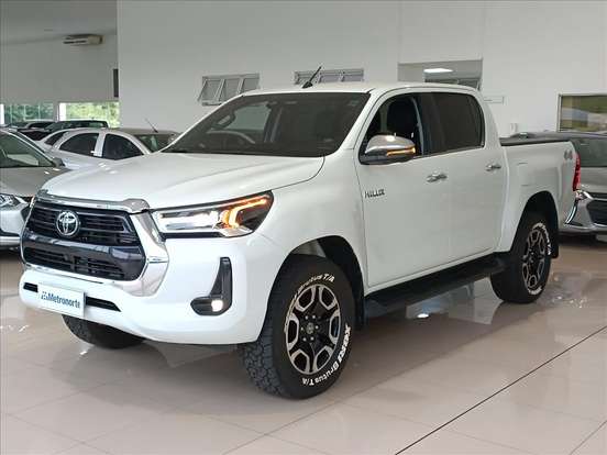 TOYOTA-HILUX-2.8 D-4D TURBO DIESEL CD SRX 4X4 AUTOMÁTICO TOYOTA-HILUX-2022