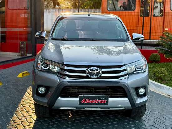 TOYOTA-HILUX-2.8 SRX 4X4 CD 16V DIESEL 4P AUTOMÁTICO TOYOTA-HILUX-2016