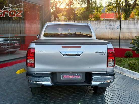 TOYOTA-HILUX-2.8 SRX 4X4 CD 16V DIESEL 4P AUTOMÁTICO TOYOTA-HILUX-2016