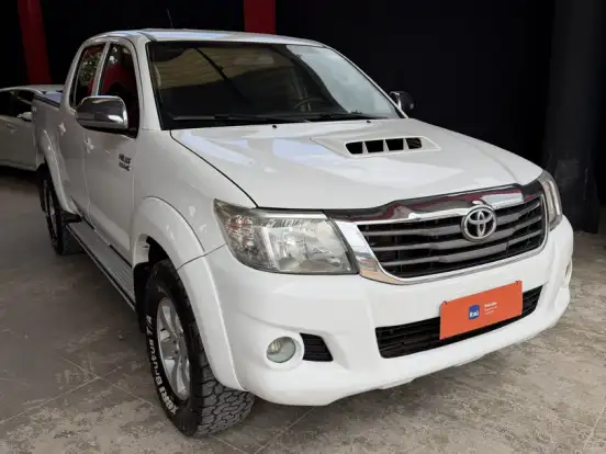TOYOTA-HILUX-3.0 SRV 4X4 CD 16V TURBO INTERCOOLER DIESEL 4P AUTOMÁTICO TOYOTA-HILUX-2013