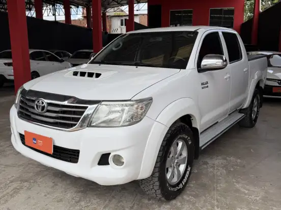 TOYOTA-HILUX-3.0 SRV 4X4 CD 16V TURBO INTERCOOLER DIESEL 4P AUTOMÁTICO TOYOTA-HILUX-2013