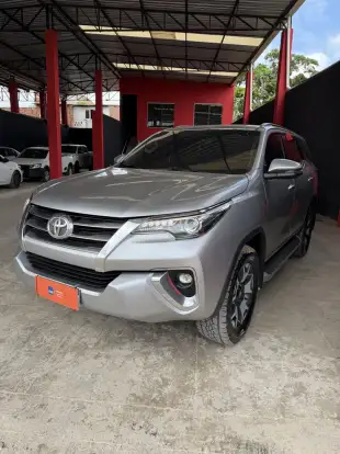 TOYOTA-HILUX SW4-2018
