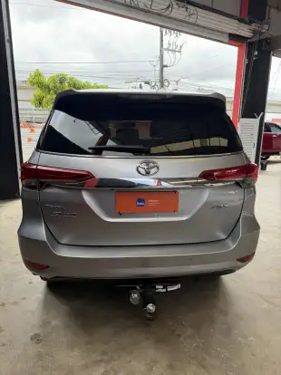 TOYOTA-HILUX SW4-2018