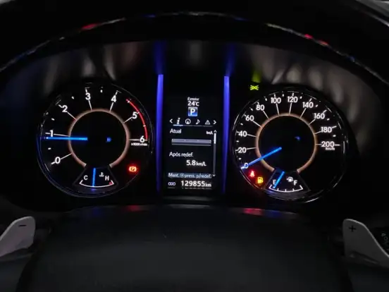 TOYOTA-HILUX SW4-2.8 SRX 4X4 7 LUGARES 16V TURBO INTERCOOLER DIESEL 4P AUTOMÁTICO TOYOTA-HILUX SW4-2019