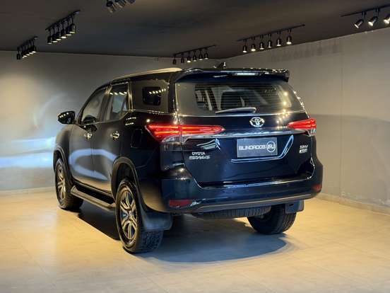 TOYOTA-HILUX SW4-2.7 SRV 7 LUGARES 4X2 16V FLEX 4P AUTOMÁTICO TOYOTA-HILUX SW4-2019
