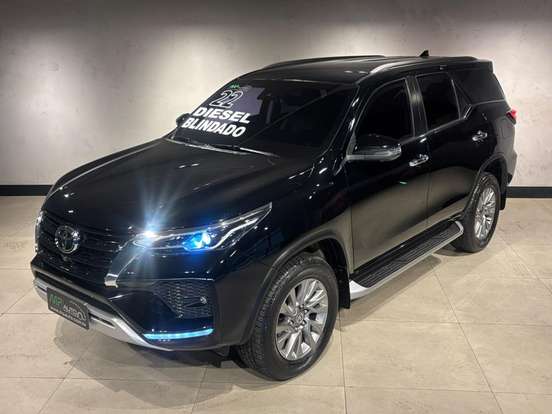 TOYOTA-HILUX SW4-2.8 D-4D TURBO DIESEL SRX 4X4 AUTOMÁTICO TOYOTA-HILUX SW4-2022