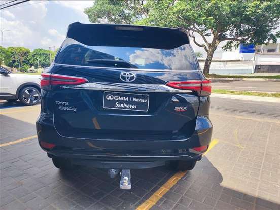 TOYOTA-HILUX SW4-2.8 D-4D TURBO DIESEL SRX 4X4 AUTOMÁTICO TOYOTA-HILUX SW4-2021