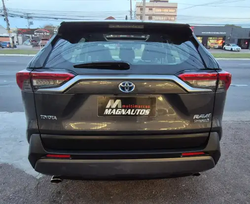 TOYOTA-RAV4-2021