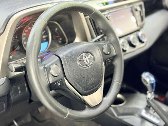 TOYOTA-RAV4-2013