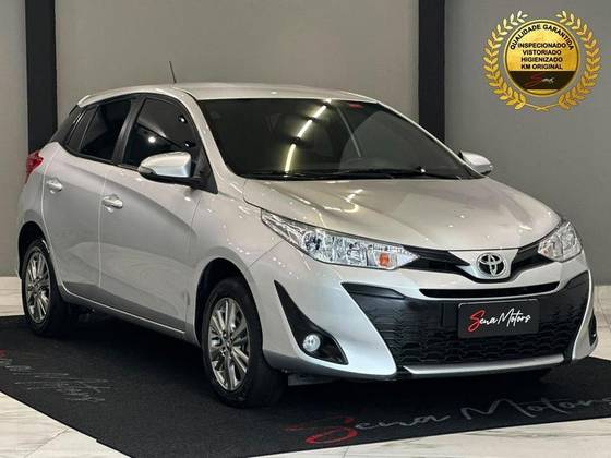 TOYOTA YARIS 1.3 16V FLEX XL LIVE MULTIDRIVE