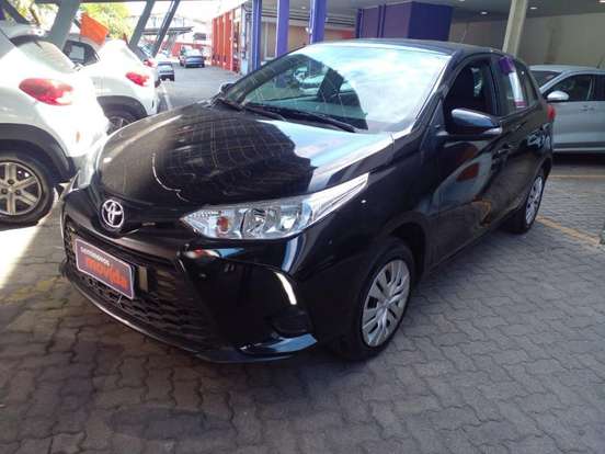 TOYOTA-YARIS-2024