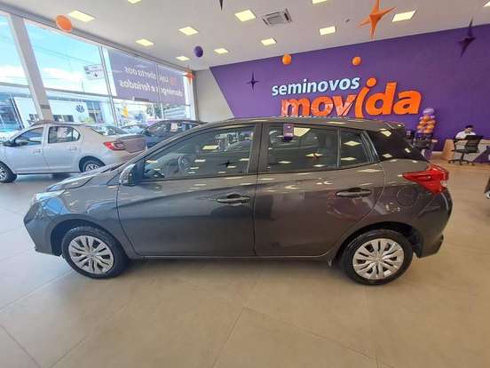 TOYOTA-YARIS-2024