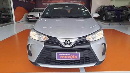 TOYOTA-YARIS-2024