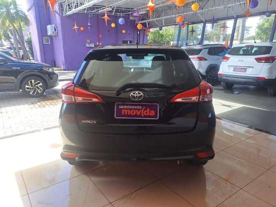 TOYOTA-YARIS-2024