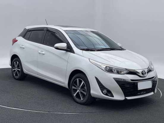 TOYOTA-YARIS-2020