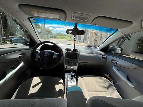 TOYOTA-COROLLA-2011