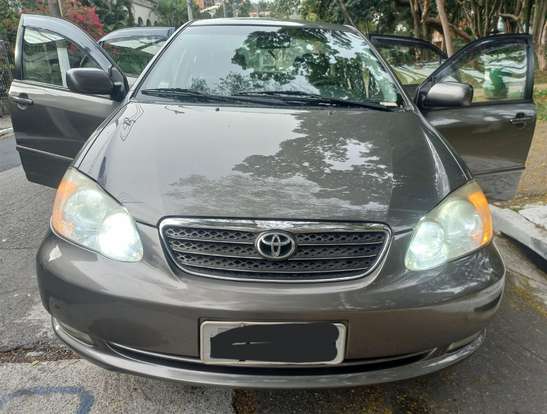 TOYOTA-COROLLA-2005