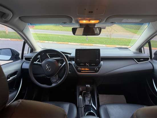 TOYOTA-COROLLA-2023