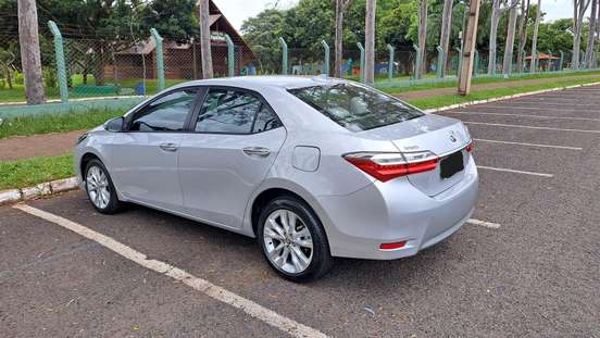 TOYOTA-COROLLA-2017