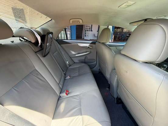 TOYOTA-COROLLA-2012