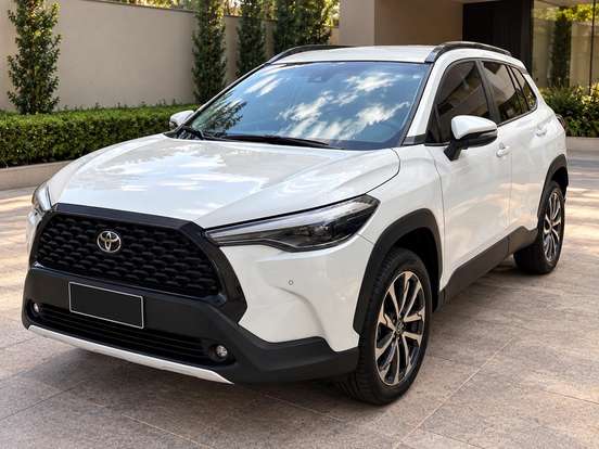 TOYOTA-COROLLA CROSS-2023