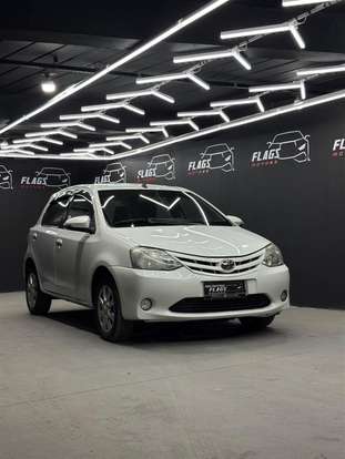 TOYOTA-ETIOS-2016