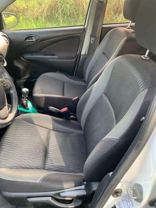 TOYOTA-ETIOS-2017