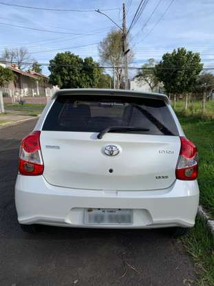 TOYOTA-ETIOS-2017