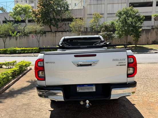 TOYOTA-HILUX-2.8 SRX 4X4 CD 16V DIESEL 4P AUTOMÁTICO TOYOTA-HILUX-2018