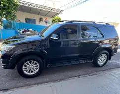 TOYOTA HILUX SW4 3.0 SRV 4X4 16V TURBO INTERCOOLER DIESEL 4P AUTOMÁTICO TOYOTA HILUX SW4 3.0 SRV 4X4 16V TURBO INTERCOOLER DIESEL 4P AUTOMÁTICO