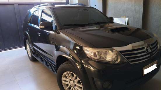 TOYOTA-HILUX SW4-2015