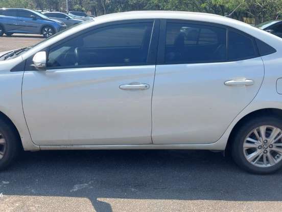 TOYOTA-YARIS-1.5 16V FLEX SEDAN XL PLUS TECH MULTIDRIVE TOYOTA-YARIS-2019