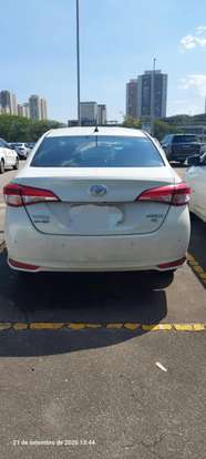 TOYOTA-YARIS-2019