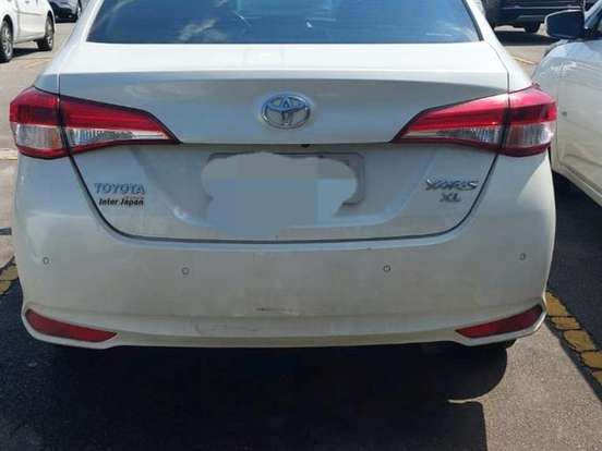 TOYOTA-YARIS-1.5 16V FLEX SEDAN XL PLUS TECH MULTIDRIVE TOYOTA-YARIS-2019