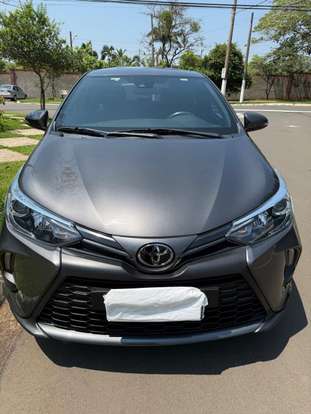 TOYOTA-YARIS-2022