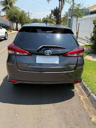 TOYOTA-YARIS-2022