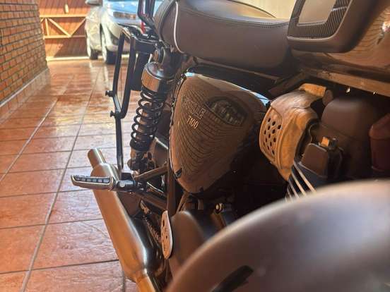 TRIUMPH-BONNEVILLE T100 900 TRIUMPH-BONNEVILLE T100 900-2023