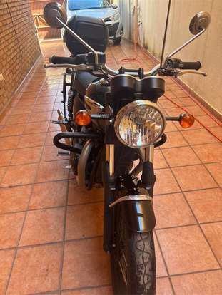 TRIUMPH-BONNEVILLE T100 900-2023