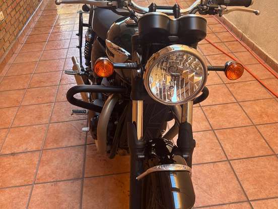 TRIUMPH-BONNEVILLE T100 900 TRIUMPH-BONNEVILLE T100 900-2023