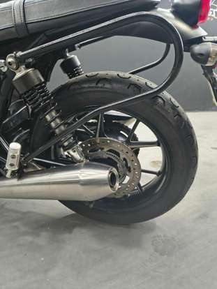 TRIUMPH-STREET TWIN-2019