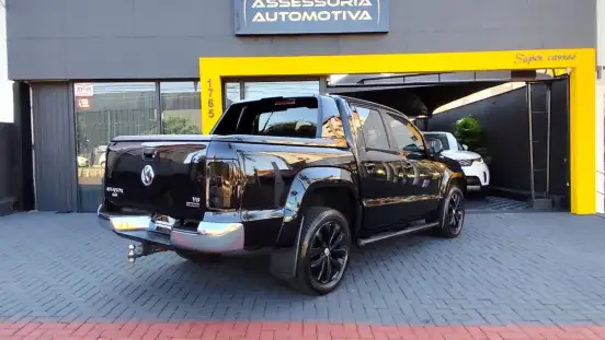 VOLKSWAGEN-AMAROK-2021
