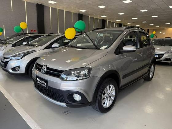VOLKSWAGEN CROSSFOX 1.6 MI FLEX 8V 4P MANUAL