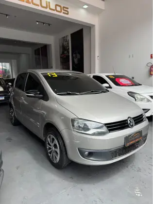 VOLKSWAGEN FOX 1.0 MI TREND 8V FLEX 4P MANUAL