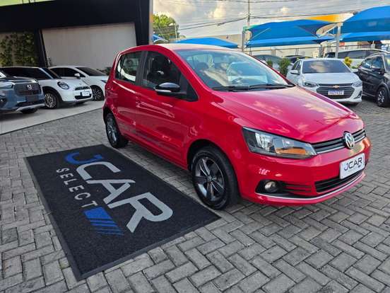 VOLKSWAGEN-FOX-2021