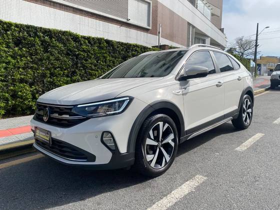 VOLKSWAGEN NIVUS 1.0 200 TSI TOTAL FLEX HIGHLINE AUTOMÁTICO
